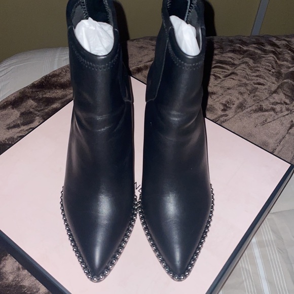BCBGeneration ladies black leather boots - Picture 6 of 9